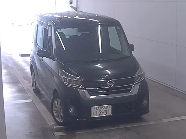 Nissan Dayz Roox B21A 2019